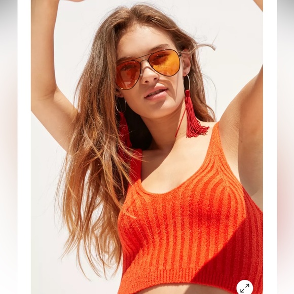 3/$10 🏷️ Urban Outfitters Ribbed Knit Tank Top Medium - Picture 1 of 8
